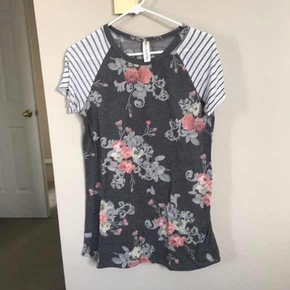 Vintage Paisley Raglan Top - Picture 3 of 4